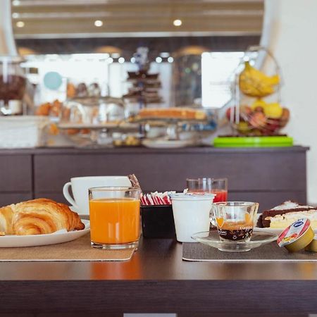 Hotel Cesirja Casavatore 외부 사진